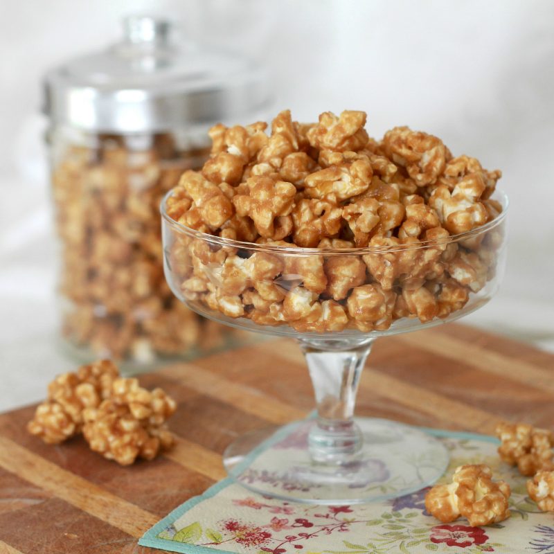 Old Fashioned Caramel Corn 