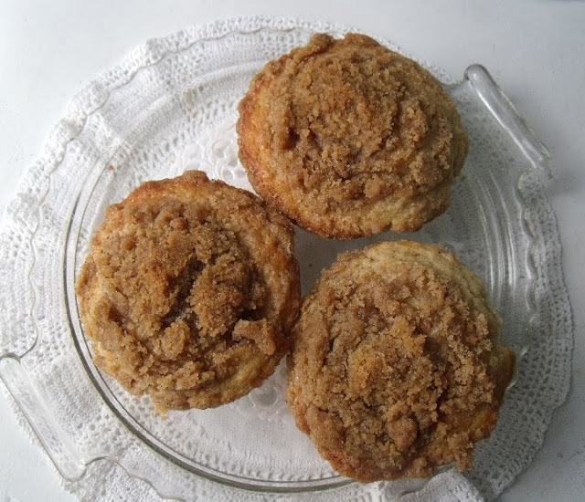Allspice Crumb Muffins