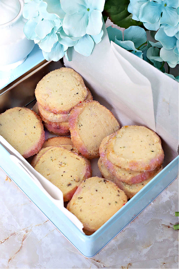 How to store lavender shortbread French Sables cookies.