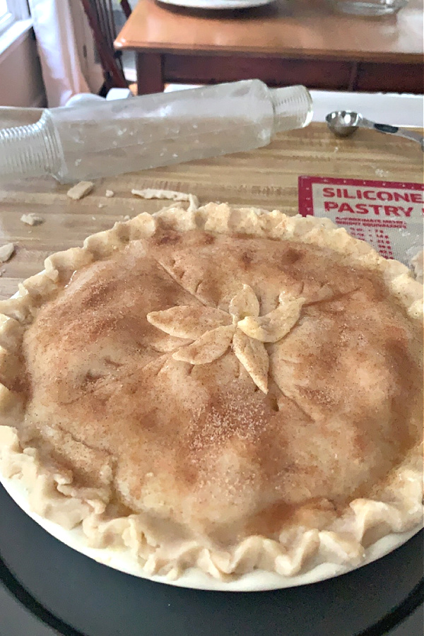 pretty pie crust for fresh peach pie recipe