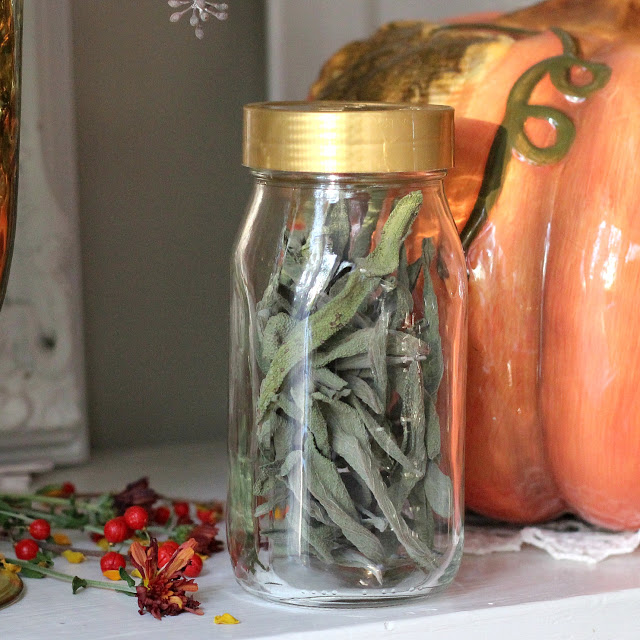 Gather those herbs as the autumn garden begins to fade to enjoy throughout the winter months. Suggestions for drying and freezing.