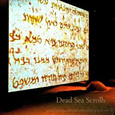 Dead Sea Scrolls at The Franklin Institute