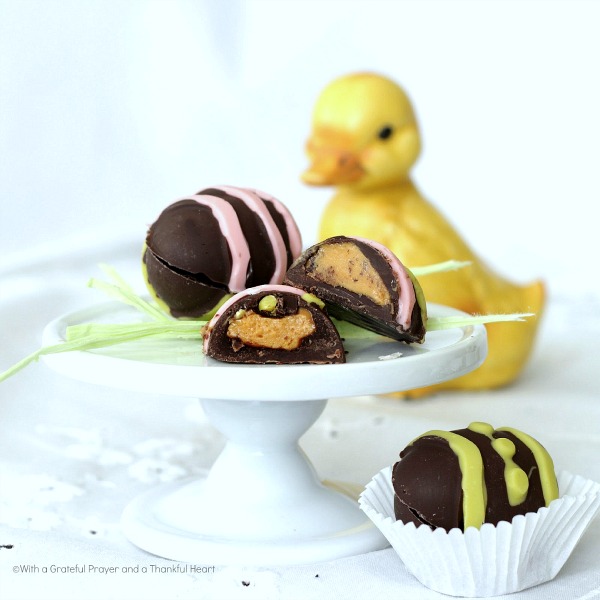 Make your own peanut butter chocolate Easter eggs. A shell of chocolate surrounds a center of creamy, sweetened peanut butter. Use a candy mold or mini muffin tins lined with paper liners. Easy, fun and so much better than store bought candy. 