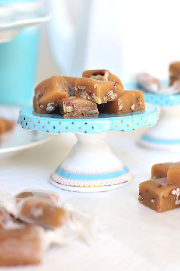 Soft, chewy and delicious caramels are so easy using the microwave. In just a few minutes it is ready to pour into a dish to cool. Just cut in to pieces and enjoy homemade candy. Package up for holiday gift-giving treats.