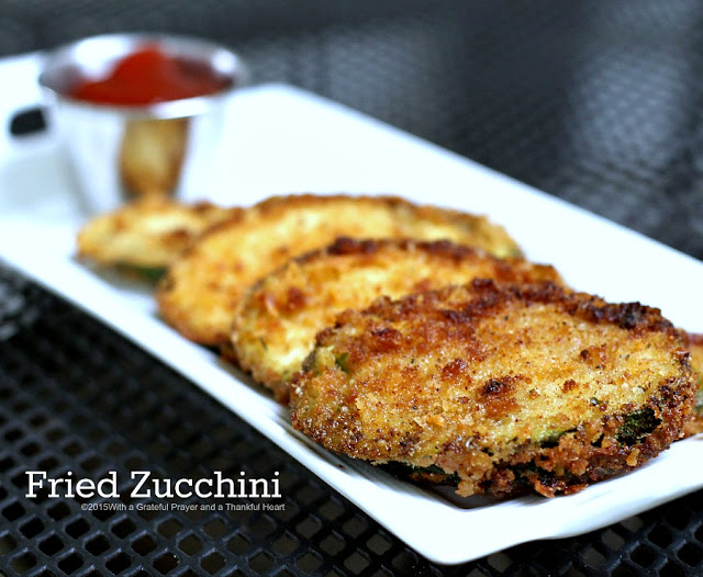 An old time favorite, fried zucchini is a delicious summertime, garden fresh appetizer, side dish or light entree using panko or regular bread crumbs.