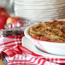 Cranberry Apple Pie with Pecan Streusel