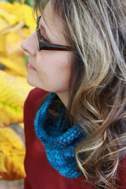 Here is a very basic and quick-to-make cowl that is stylish and warm. It is made from alpaca yarn but can be made from your favorite yarn. Warm and stylish!
