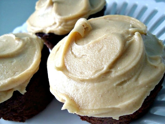 chocolate zucchini cupcakes with peanut butter frosting