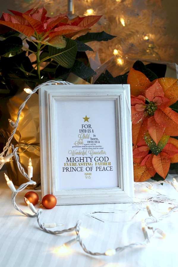 For Unto Us a Child is Born bible verse from Isaiah 6:9. FREE Christmas printable lovely for framing and holiday display and reason for the season reminder.