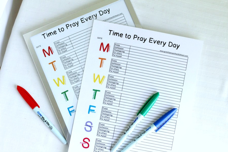 Most moms agree that teaching kids to pray is an important responsibility. One that will lead them through life as they learn to seek, depend and lean on God in the good and the hard times. Developing a pattern of daily prayer and knowing how and what to pray about can be a challenge for grownups and kids alike. Use this colorful, Time to Pray Every Day printable to encourage kids in developing a lifelong joy spending time daily with the Lord.