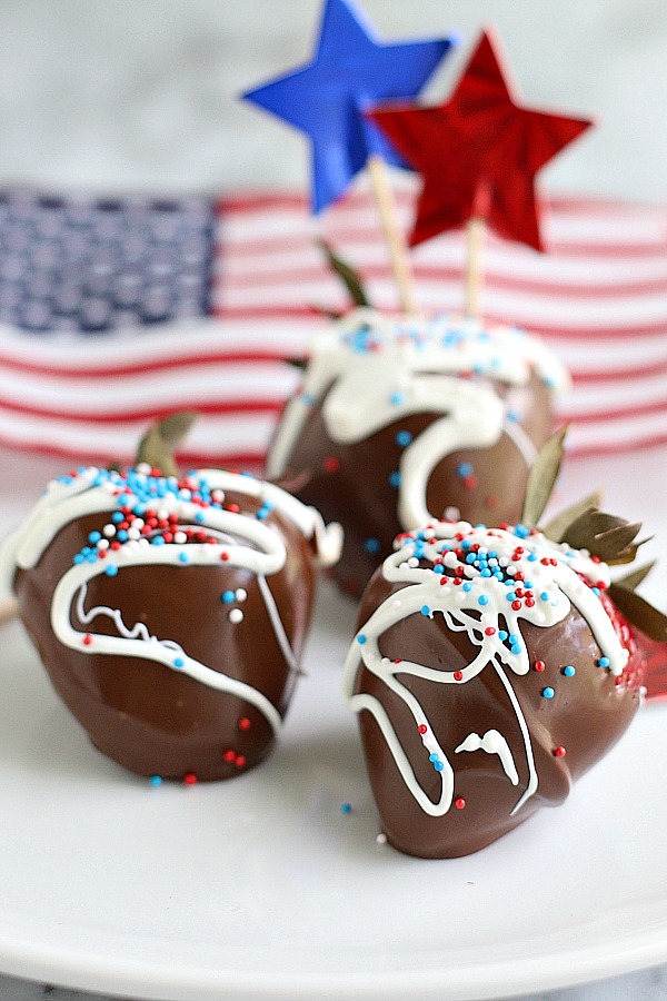 Chocolate covered strawberries look so special but they are really very easy to make and decorate! Elegant or fun, learn how to make them for Patriotic holidays and summer desserts.