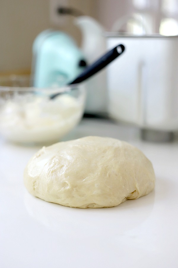 Step-by-step directions for easy cream cheese bread from yeast dough using a bread machine. A light and fluffy Danish with sweetened cheese filling is perfect for breakfast, as a snack or even dessert.