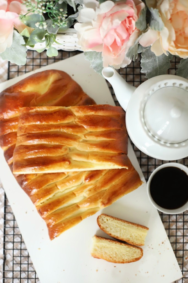 Beautiful and delicious, cream cheese bread is light and fluffy with a sweetened cheese filling. An easy recipe for the dough using a bread machine and a delightful breakfast Danish dessert.