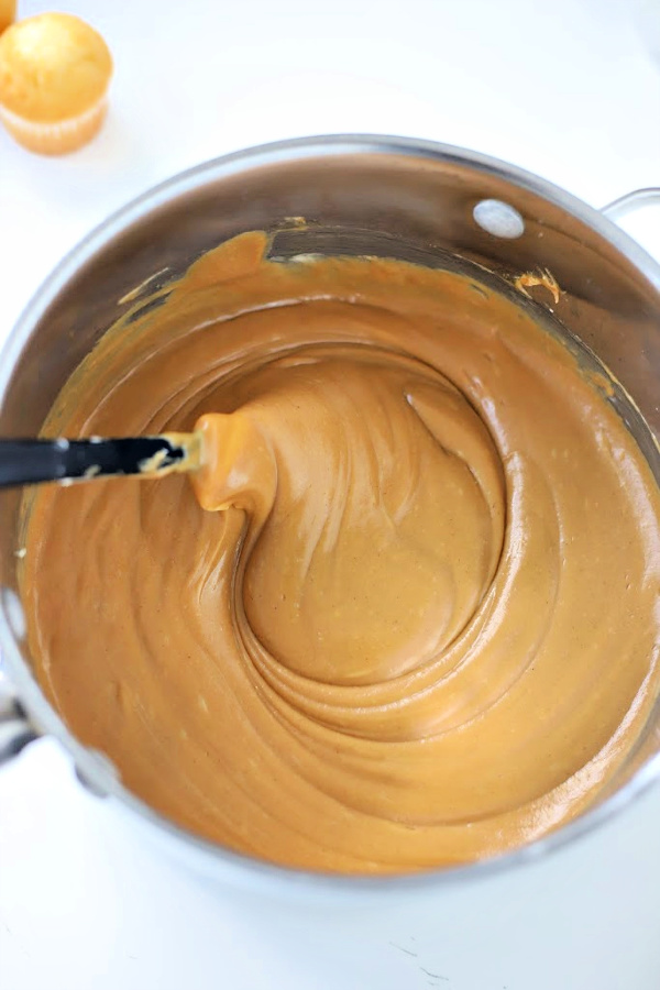 Easy recipe for Amish peanut butter church spread, a sweet and creamy treat for crackers, muffins, toast or rolls. 