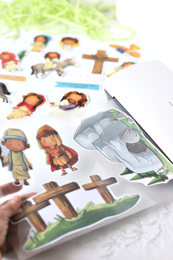 Easter Story printables for kids, homeschoolers, Sunday school teachers to recreate Bible scripture scenes like Jesus entry into Jerusalem on a donkey, waving palm branches, the Last Supper, soldier guarding the tomb, Mary weeping, the empty tomb and the resurrected Jesus.