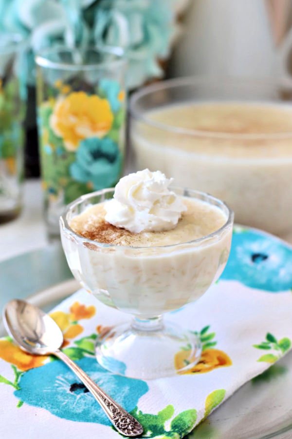 A yummy recipe for rice pudding with just the right balance. Creamy, not too sweet, not too thick, not too thin and not too mushy. And, it is easy to make right on the stovetop.