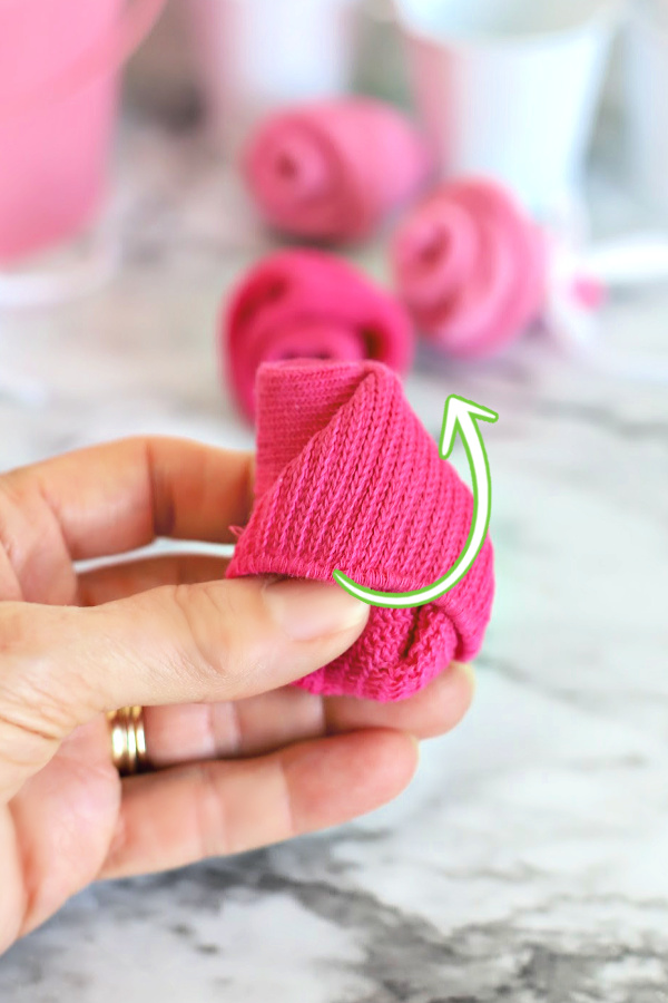 How to DIY Baby Sock Flowers - We Can Make That