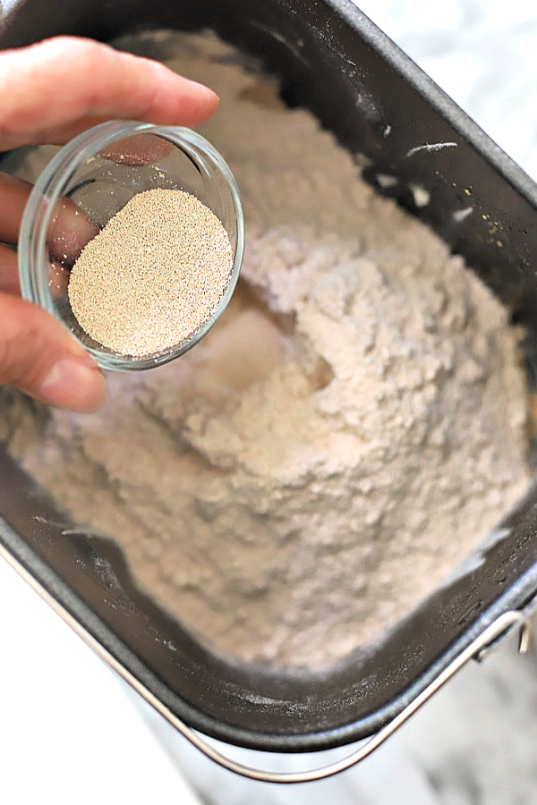 adding rapid rise yeast to bread machine