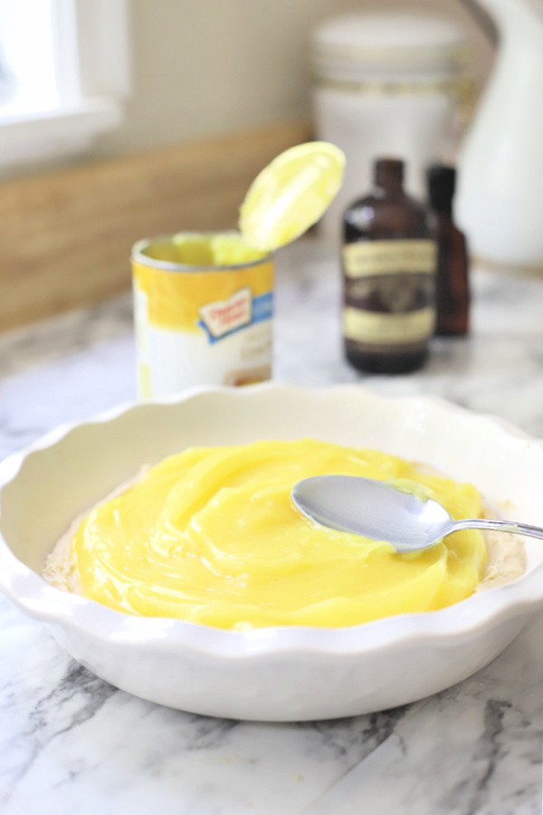 Easy step-by-step how-to for making a yummy frosted lemon Danish pie.