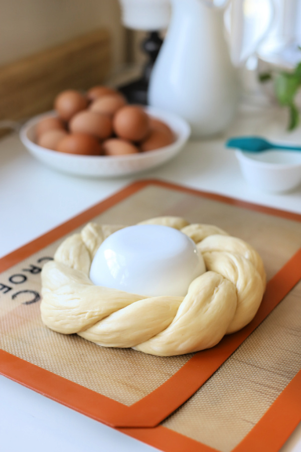 how to make a braided Easter bread